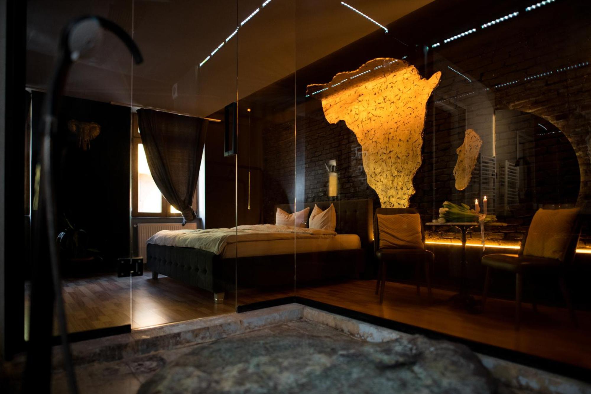 World Studio Africa Sibiu Buitenkant foto